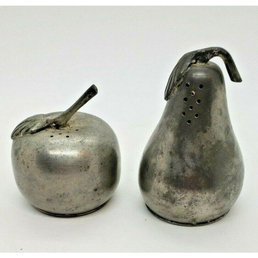 Web Pewter 1125 Apple and Pear Salt and Pepper Shaker Set Vintage
